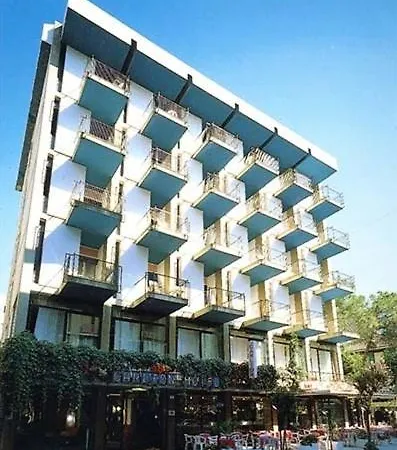 Hotel Carlton